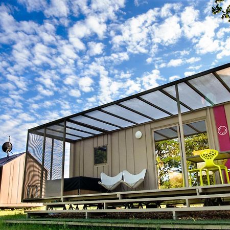 Big Berry Luxury Lifestyle Resort Metlika Buitenkant foto